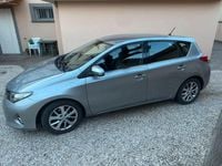 Usata Toyota Auris Active 90 CV (66 kW) 2013 Grigio Berlina