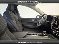 Nuova Volvo XC60 Core 349 CV (256 kW) 2026 Grigio SUV