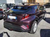 Usata Toyota C-HR Active 98 CV (72 kW) 2023 Marrone SUV