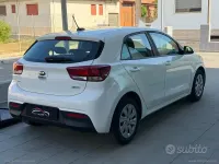 Usata Kia Rio Active 84 CV (61 kW) 2018 Bianco Berlina