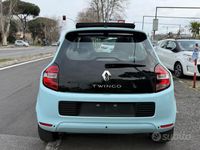 Usata Renault Twingo LIMITED 69 CV (50 kW) 2018 Blu Utilitaria
