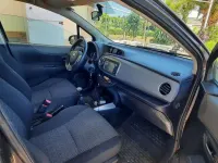 Usata Toyota Yaris Lounge 90 CV (66 kW) 2013 Grigio Utilitaria