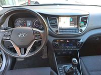 Usata Hyundai Tucson Comfort 116 CV (85 kW) 2016 Argento SUV