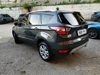 Usata Ford Kuga Business Edition 120 CV (88 kW) 2019 Grigio SUV