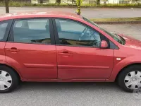 Usata Ford Fiesta 75 CV (55 kW) 2007 Utilitaria