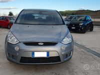 Begagnad Ford S-MAX Titanium 140 HK (102 kW) 2007 Grå Minibuss