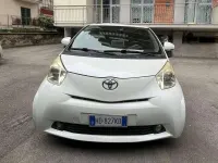 Begagnad Toyota iQ 68 HK (50 kW) 2009 Vit Halvkombi
