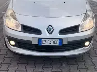 Usata Renault Clio III 75 CV (55 kW) 2006 Grigio Berlina