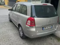 Usata Opel Zafira 120 CV (88 kW) 2008 Monovolume