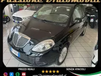 Usata Lancia Ypsilon 69 CV (50 kW) 2012 Nero Utilitaria