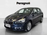 Usata BMW 218 Active Tourer Luxury Line 150 CV (110 kW) 2016 Blu Monovolume