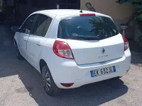 Usata Renault Clio III 75 CV (55 kW) 2011 Bianco Berlina