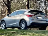 Usata Infiniti Q30 109 CV (80 kW) 2017 Argento
