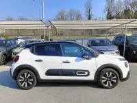 Usata Citroën C3 Shine 83 CV (61 kW) 2023 Bianco tetto nero pastello Utilitaria