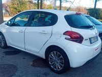 Usata Peugeot 208 Allure 75 CV (55 kW) 2017 Bianco Utilitaria