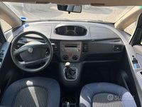 Usata Lancia Musa 90 CV (66 kW) 2009 Grigio Monovolume