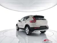Nuova Volvo XC40 Core 163 CV (119 kW) 2026 Forest lake SUV