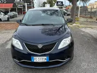 Usata Lancia Ypsilon Silver 69 CV (50 kW) 2016 Blu Utilitaria