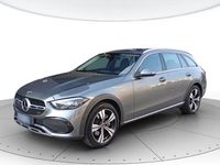 Usata Mercedes C220 Premium 200 CV (147 kW) 2023 Grigio metall. Station wagon