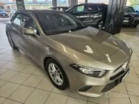 Usata Mercedes A180 Premium 116 CV (85 kW) 2020 Antracite metallizzato Berlina