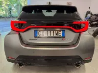 Usata Toyota Yaris 280 CV (205 kW) 2025 Precious metal Utilitaria