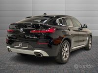 Begagnad BMW X4 Comfort Edition 190 HK (139 kW) 2023 Svart SUV