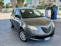 Usata Lancia Ypsilon Silver 86 CV (63 kW) 2013 Grigio Utilitaria