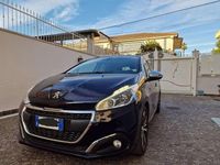 Usata Peugeot 208 Allure 99 CV (72 kW) 2017 Utilitaria