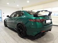 Usata Alfa Romeo Giulia 540 CV (397 kW) 2021 Verde montreal Berlina