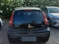 Usata Peugeot 107 68 CV (50 kW) 2011 Nero Utilitaria
