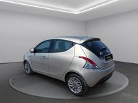 Usata Lancia Ypsilon 75 CV (55 kW) 2012 Grigio Utilitaria