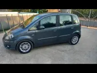 Usata Lancia Musa 95 CV (69 kW) 2012 Bluazzurro Monovolume
