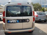 Usata Fiat Doblò Dynamic 105 CV (77 kW) 2012 Oro Monovolume
