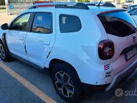 Usata Dacia Duster Prestige 114 CV (83 kW) 2018 Bianco SUV