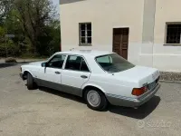 Usata Mercedes 300 SE 188 CV (138 kW) 1986 Giallo Berlina