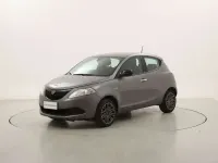 Usata Lancia Ypsilon 69 CV (50 kW) 2024 Grigio Utilitaria