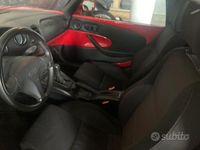 Usata Fiat Barchetta 130 CV (95 kW) 1996 Rosso Cabrio