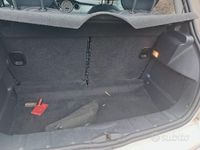 Begagnad Mini Cooper 75 HK (55 kW) 2003 Brun Halvkombi