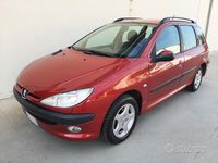 Usata Peugeot 206 S 68 CV (50 kW) 2005 Rosso Station wagon