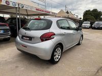 Usata Peugeot 208 Active 82 CV (60 kW) 2018 Grigio Utilitaria