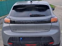 Usata Peugeot 208 Allure 101 CV (74 kW) 2024 Grigio Utilitaria