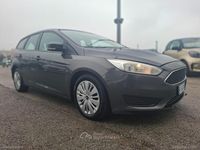Usata Ford Focus S 95 CV (69 kW) 2017 Gray Station wagon