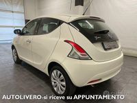 Usata Lancia Ypsilon Gold 69 CV (50 kW) 2016 Bianco Utilitaria