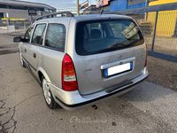 Usata Opel Astra Club 101 CV (74 kW) 2002 Argento Station wagon