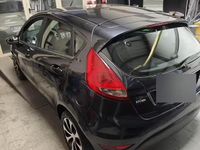 Usata Ford Fiesta 68 CV (50 kW) 2011 Marrone Utilitaria