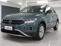 Usata VW T-Roc Life 115 CV (84 kW) 2023 Grigio SUV