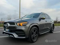 Usata Mercedes GLE300 AMG 245 CV (180 kW) 2020 Grigio SUV