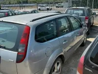 Usata Ford Focus 116 CV (85 kW) 2006 Grigio Station wagon