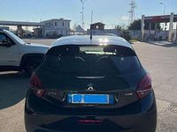 Usata Peugeot 208 83 CV (61 kW) 2021 Utilitaria