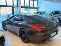 Usata Porsche Panamera 300 CV (220 kW) 2015 Grigio Utilitaria